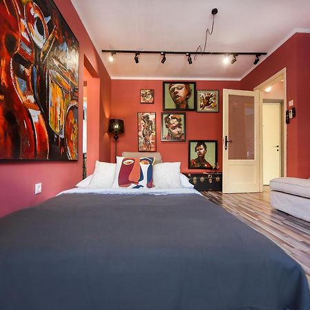Captivating Old Town Apartment Bucureşti Exterior foto